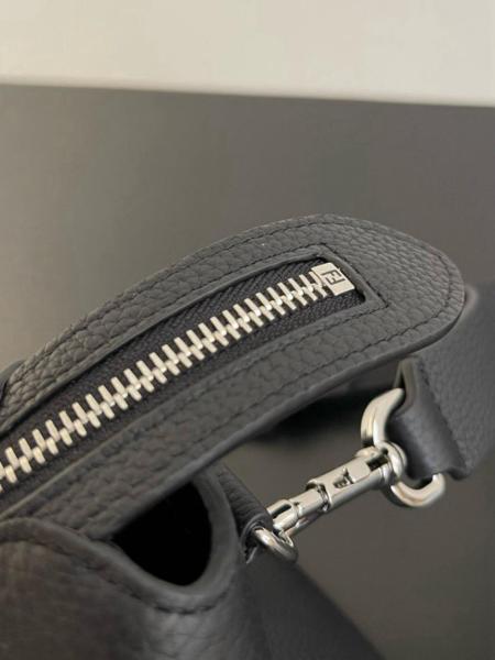 FENDI By The Way Series Calfskin One Shoulder Handbags Medium Size Women's Black 8BL155-ASU2-F0GXN size 29*13*17 cm