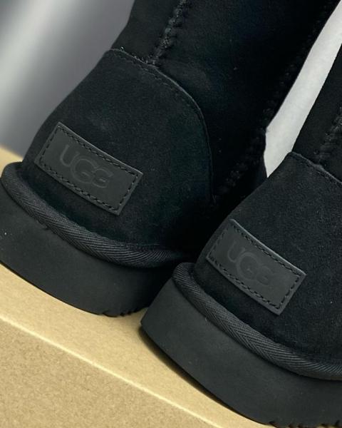 UGG Classic II Boot Black (Kids)