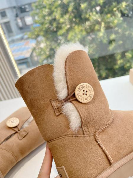 UGG Bailey Button II Chestnut (Women's)