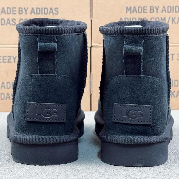UGG Classic Mini Boot Black