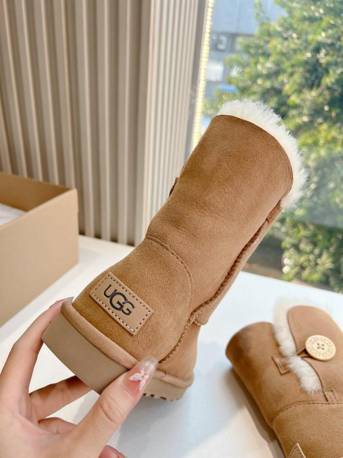 UGG Bailey Button II Chestnut (Women's)