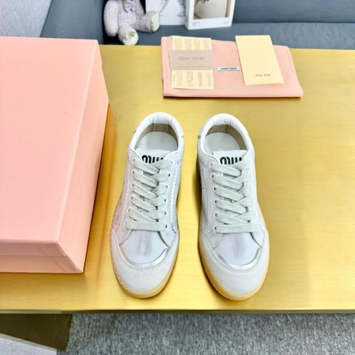 MIU MIU Low-Top Skateboard Shoes Women's White