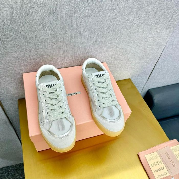MIU MIU Low-Top Skateboard Shoes Women's White