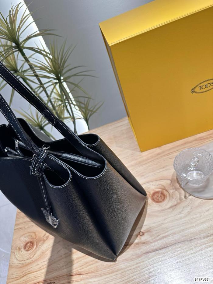 TOD'S Fringe Detailed T Logo Plaque Tote Bag XBWAPAF9100QNKB999 size 29*19.5*18cm