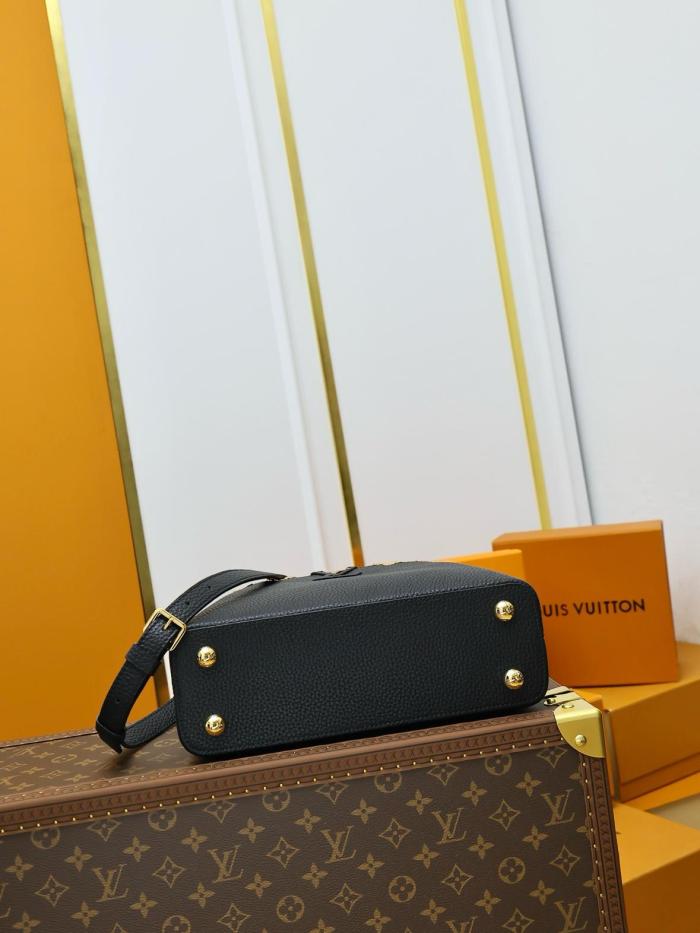 LOUIS VUITTON M23766 Capucines Bb M23263 size 26.92*8.89*18.03 cm