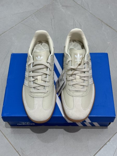 adidas Samba OG Aluminum Gum (Women's)