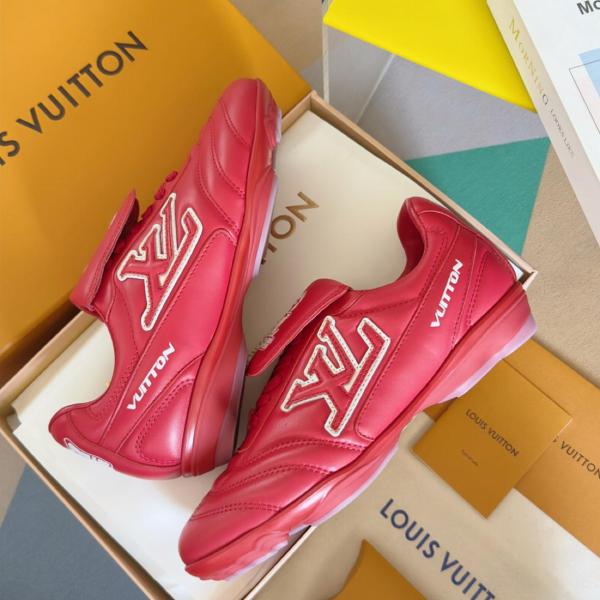 LOUIS VUITTON Footprint Soccer Low Top Casual Shoes Men's Red