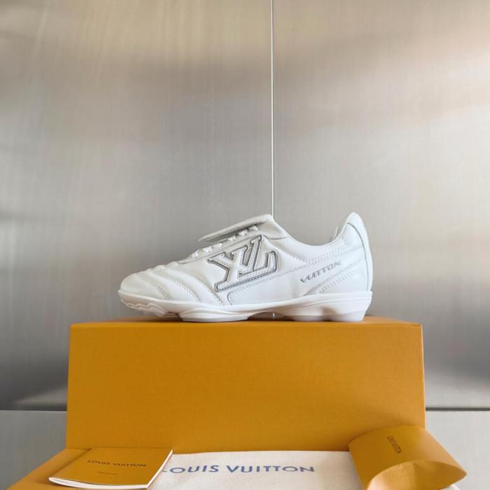 LOUIS VUITTON Footprint Soccer 2025 Spring And Summer Men's Collection Low-Top Casual Shoes Men's White