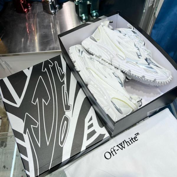 OFF WHITE Be Right Back Lace Up Sneakers White