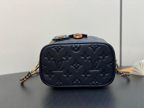 LOUIS VUITTON Vanity Velvety Lambskin Makeup Bag Shoulder Bag Crossbody Bag Handbag Small Size Women's Black M25123 size 19*13*11 cm