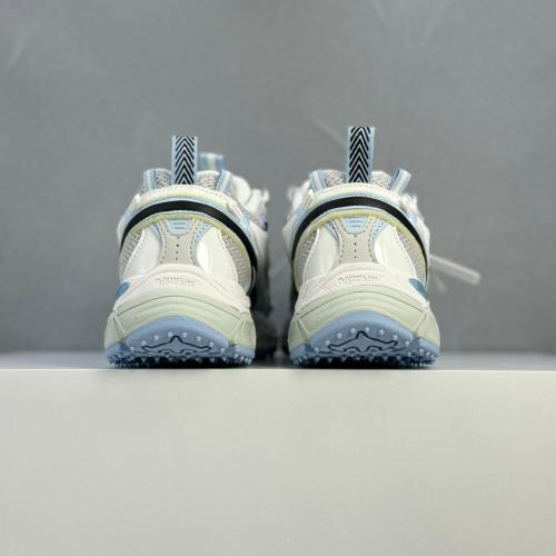 OFF-WHITE Be Right Back White Light Blue