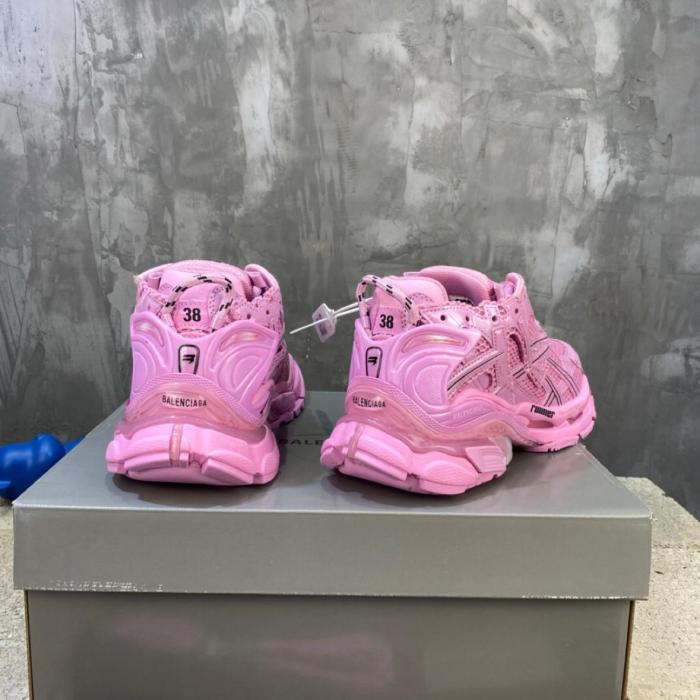 Balenciaga Runner Pink