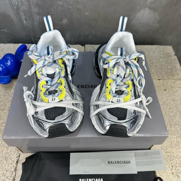 Balenciaga 3XL White Blue Yellow