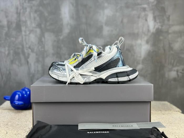 Balenciaga 3XL White Blue Yellow