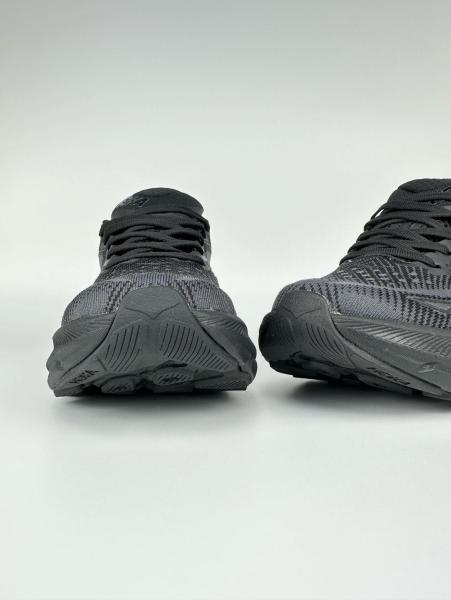 Hoka One One Clifton 9 Triple Black (Women's)
