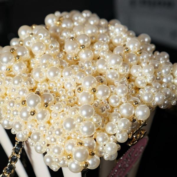 CHANEL 24K popcorn shape metal chain resin shoulder handbag women's black and white AS5217-B18426-NZZW3 size 11*7*16cm 