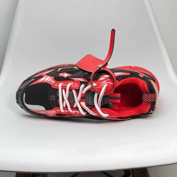 Off-White Be Right Back sneakers black/red
