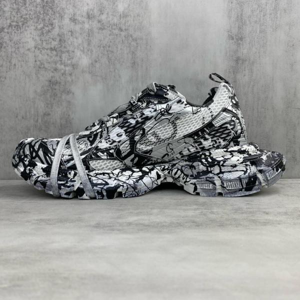 Balenciaga 3XL Extreme White Black Graffiti