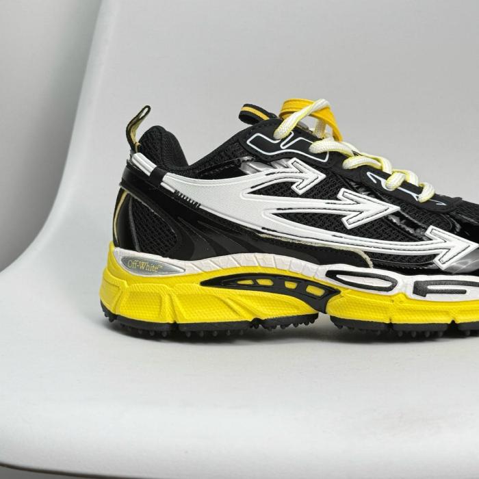 Off-White Be Right Back sneakers black