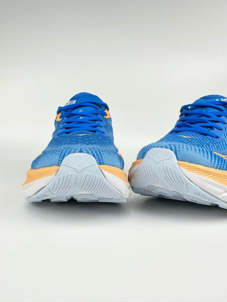 Hoka One One Clifton 9 Coastal Sky