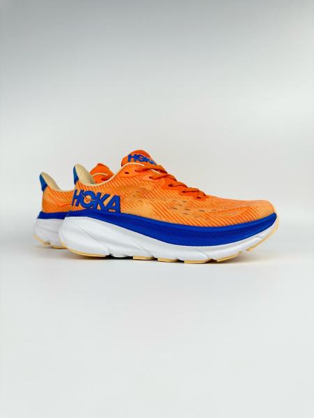 Hoka One One Clifton 9 Vibrant Orange
