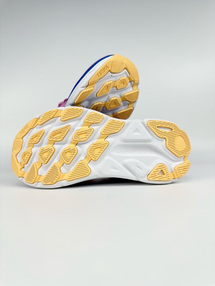 Hoka One One Clifton 9 Cyclamen Sweet Lilac (Women's)