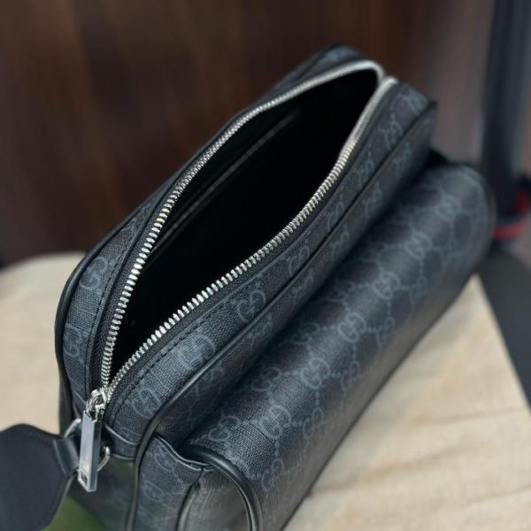 GUCCI GG Supreme Canvas With Leather Canvas Bag Shoulder Bag Crossbody Bag Small Size Men's Black 795479-FADJA-1042 size 23*12*18 cm  