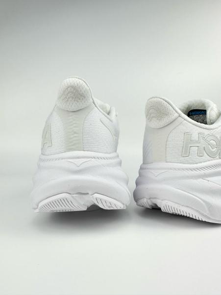 Hoka One One Clifton 9 White