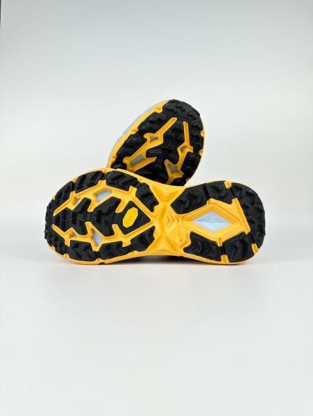 Hoka One One Mafate Speed 4 Puffin's Bill Orange