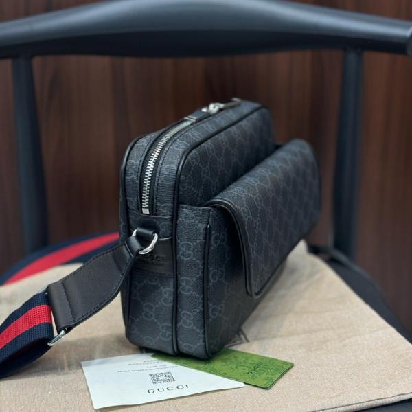 GUCCI GG Supreme Canvas With Leather Canvas Bag Shoulder Bag Crossbody Bag Small Size Men's Black 795479-FADJA-1042 size 23*12*18 cm  