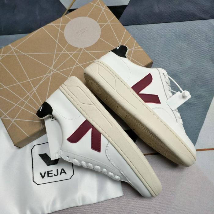 Veja V-12 Leather White Marsala Nautica