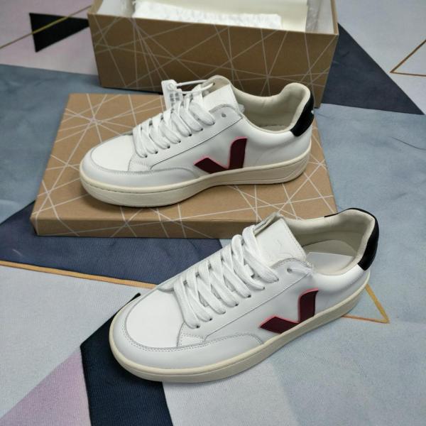Veja V-12 Leather White Marsala Nautica