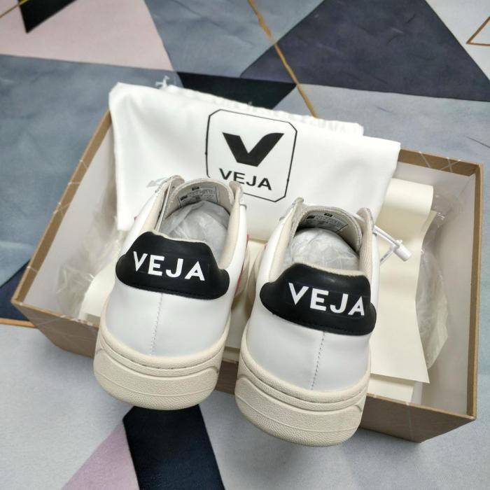 Veja V-12 Leather White Marsala Nautica
