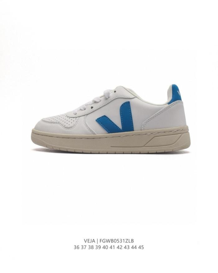 Veja V-12 Leather White Paros