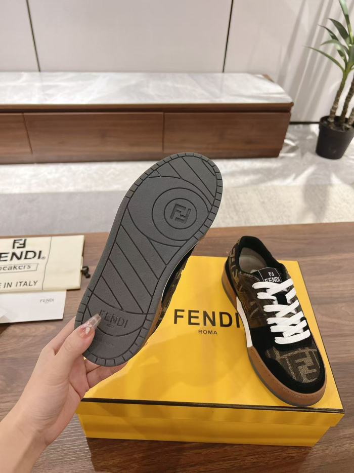 Fendi Match Low Black Brown