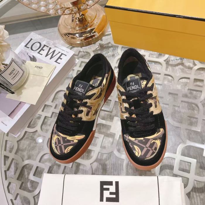 Fendi Fendace Match Black