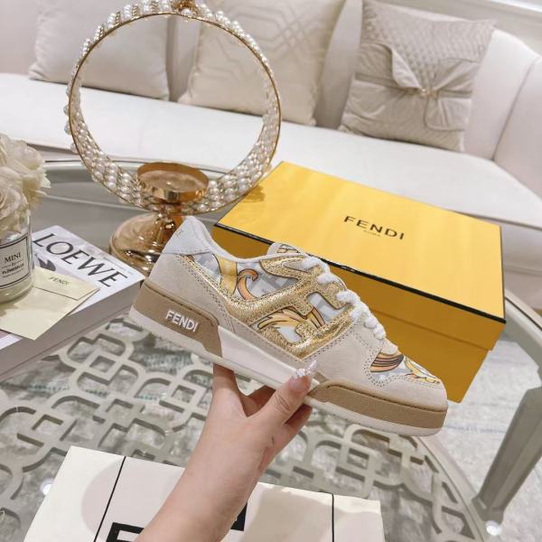 Fendi Fendace Match Beige