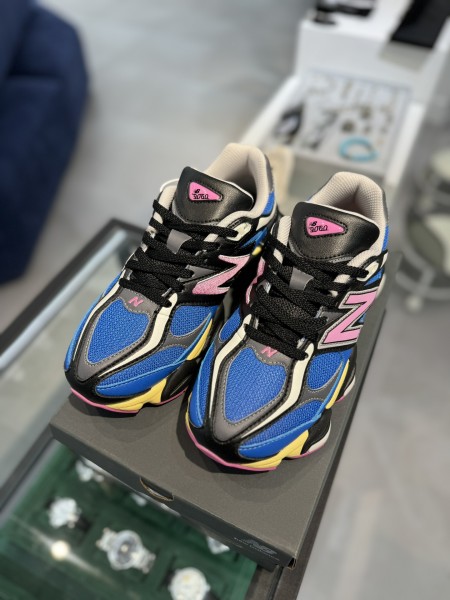 New Balance 9060 Blue Oasis Real Pink