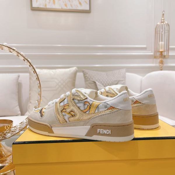 Fendi Fendace Match Beige