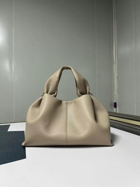 Polene Numero Neuf Mini Taupe size 14*22*12.5 cm