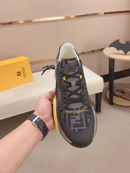 FENDI Flow Low top Sneakers