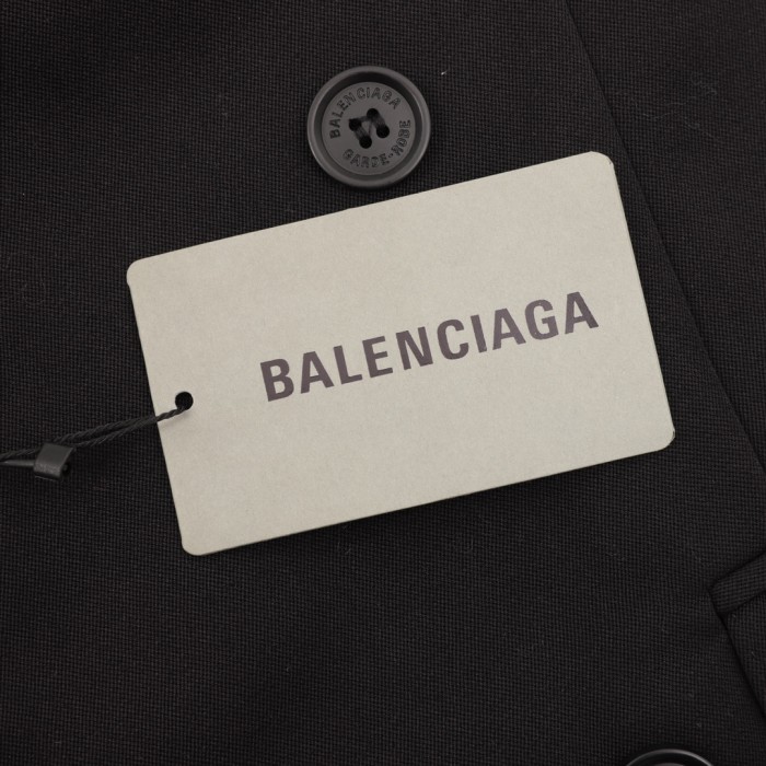  Clothes Balenciaga 20250226-3