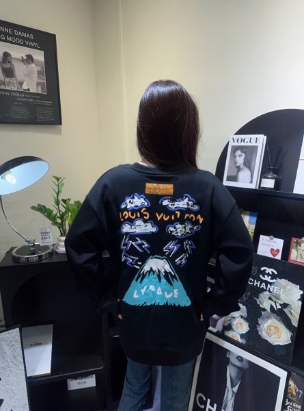 Clothes Louis Vuitton 20250226-1