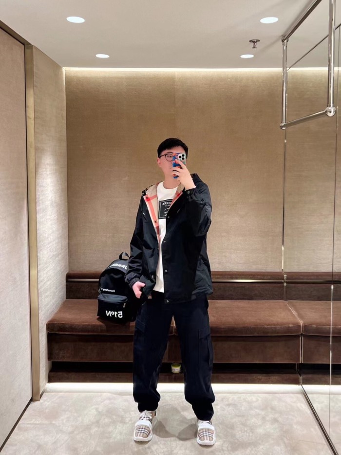  Clothes Burberry 20250226-9