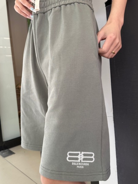  Clothes Balenciaga 20250226-1