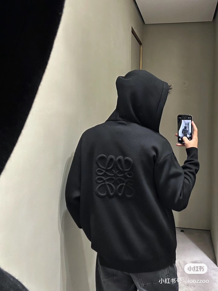 Clothes Loewe 20250226-1