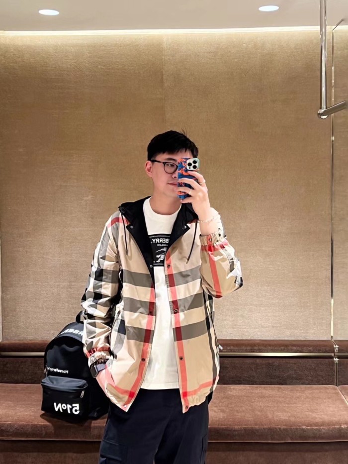  Clothes Burberry 20250226-9