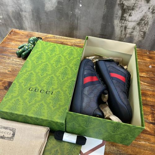 GUCCI Screener 'GG Supreme Dark Blue Red'