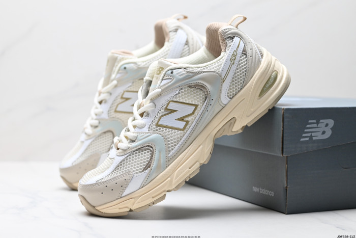 New Balance 530 Beige Angora