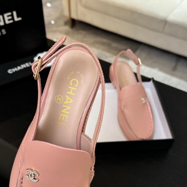 Chanel women pink